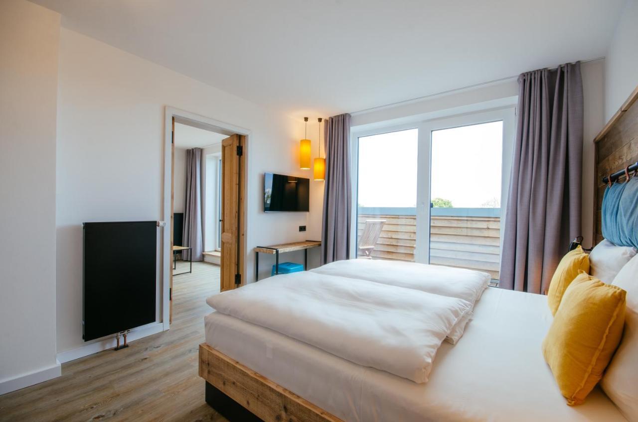 Landhafen Hotel 3*